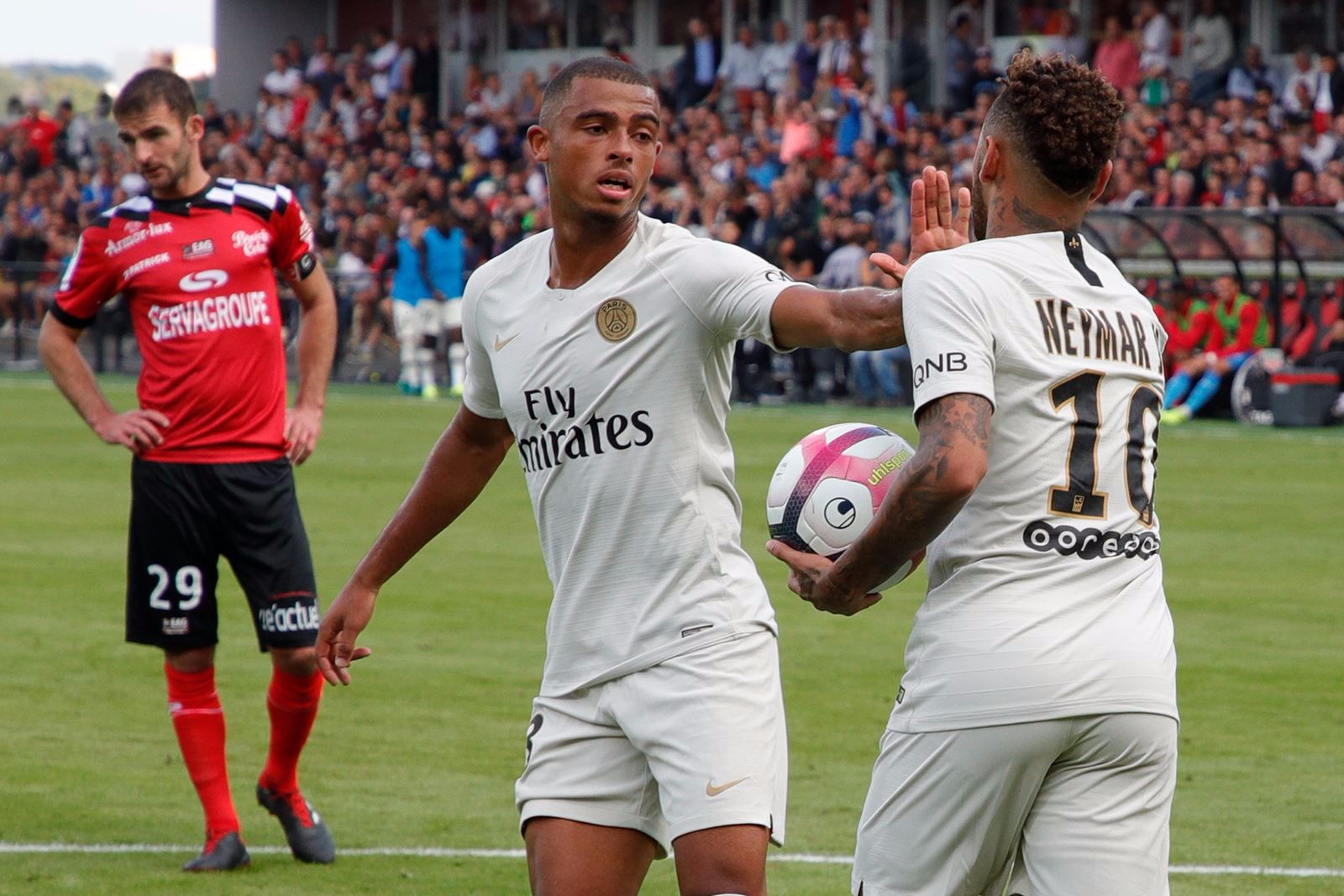 防守端的问 防守端的问